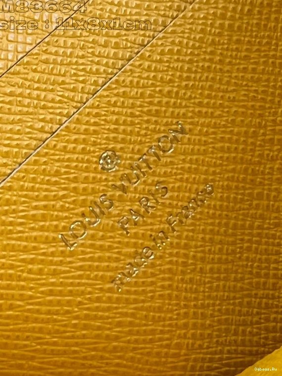 Louis Vuitton Wallet-11*8.5*1.5CM Noa Compact 0517